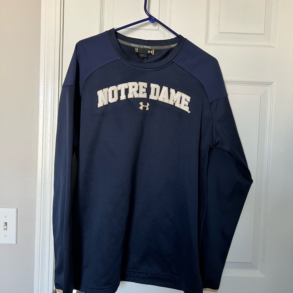 Notre Dame Under Armor Sweatshirt/ Pullover -size Large Men’s